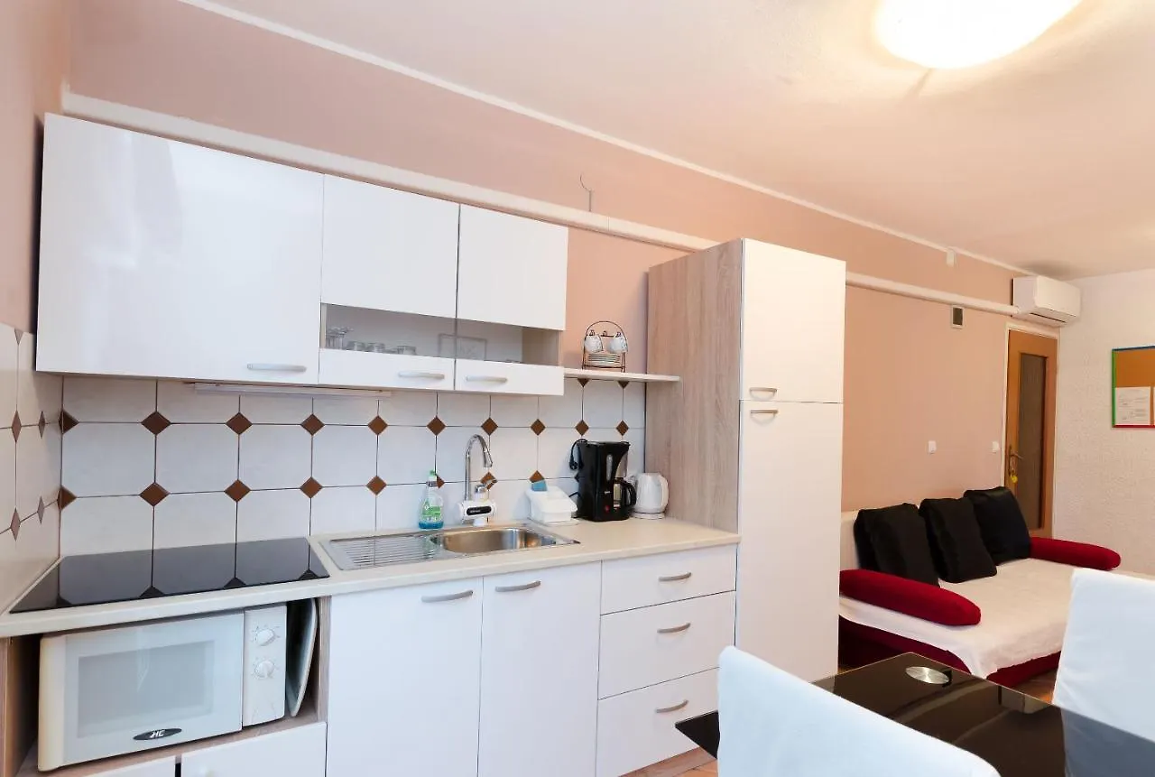 Apartments And Room Mirjana Dramalj