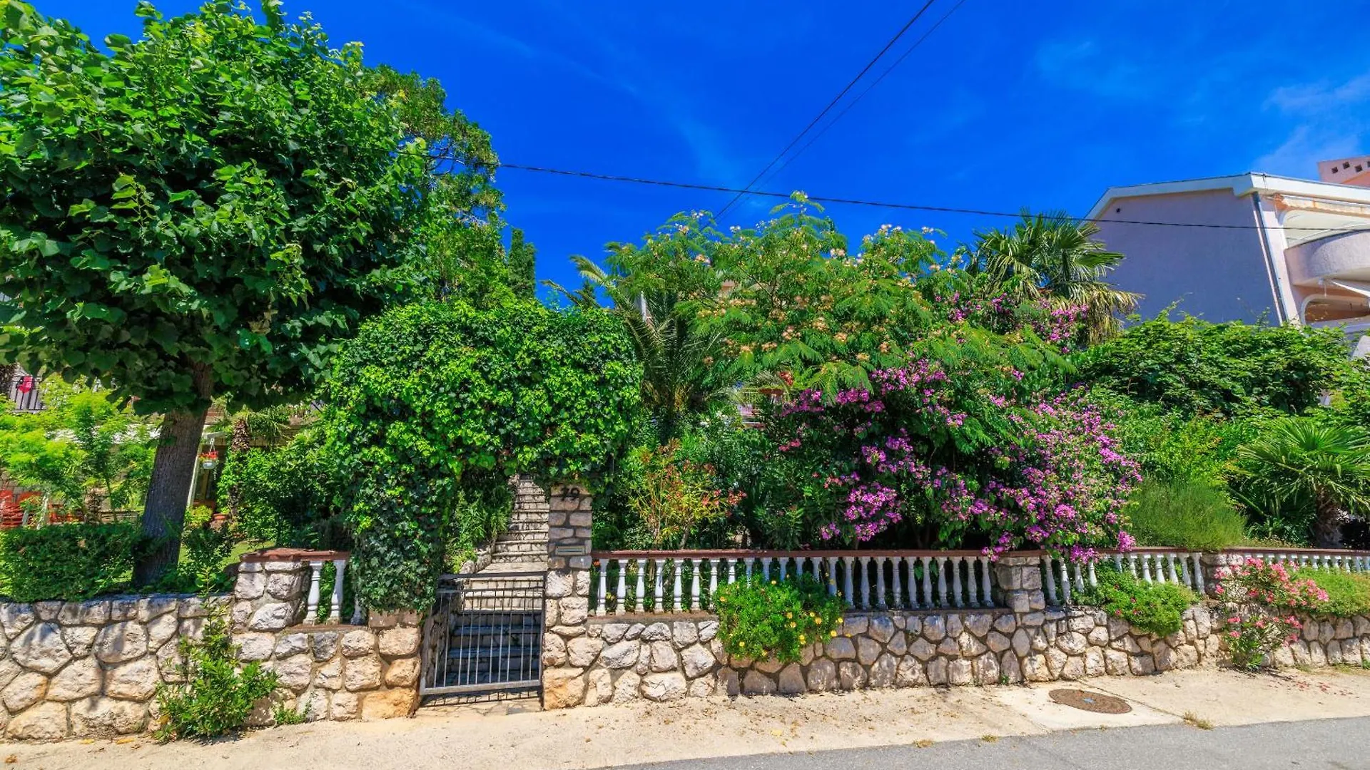 Apartments And Room Mirjana Dramalj Croatia